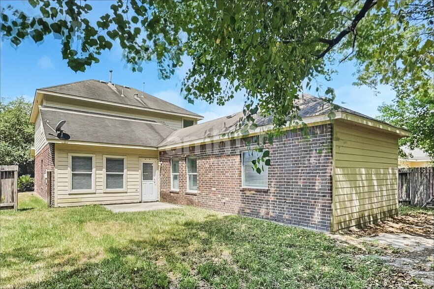 Building Photo - 5702 Rocky Trail Dr