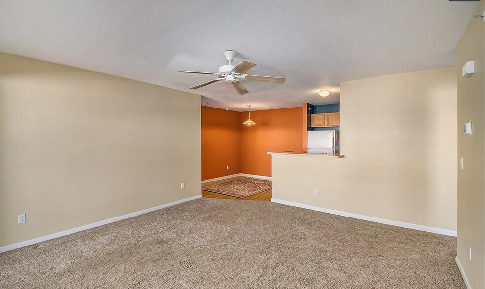 Building Photo - 12947 Townsend Dr