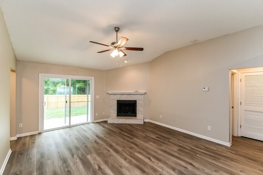 Building Photo - 7529 Saundersville Ct
