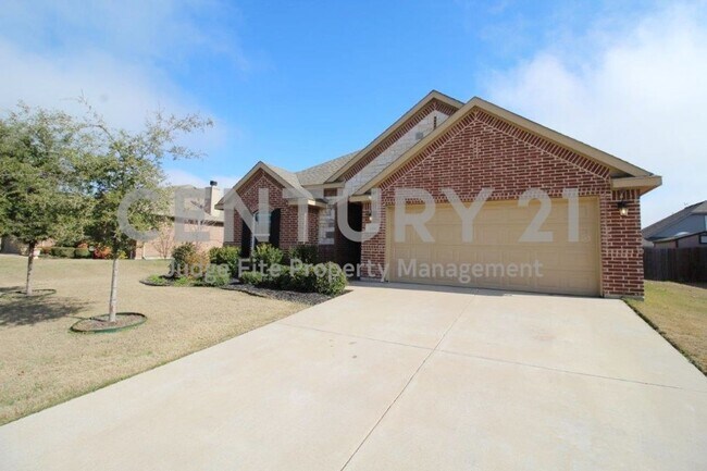 Primary Photo - Wonderful 4/2/2 In Waxahachie For Rent!