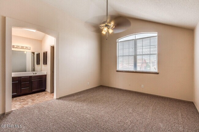 Building Photo - 5448 Colin Powell Ave