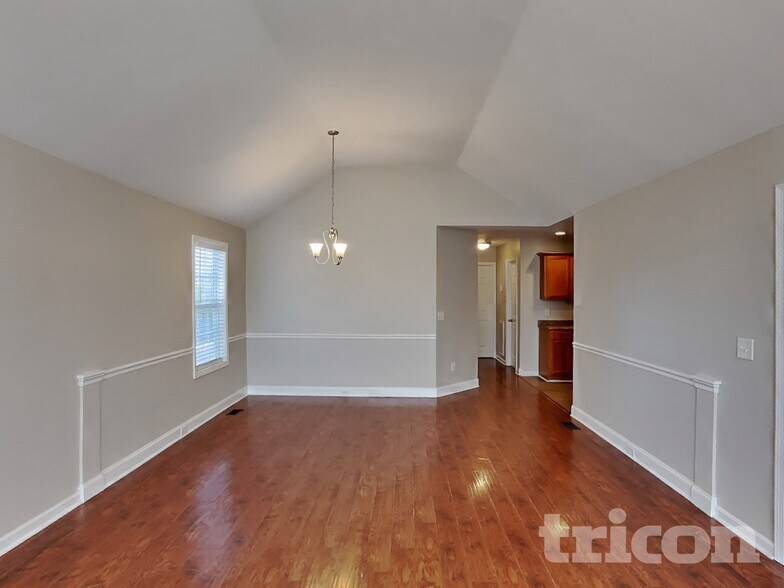 Building Photo - 1721 Stephenson Ln