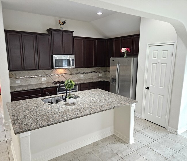 Building Photo - 19831 Hamlet Shadow Ln