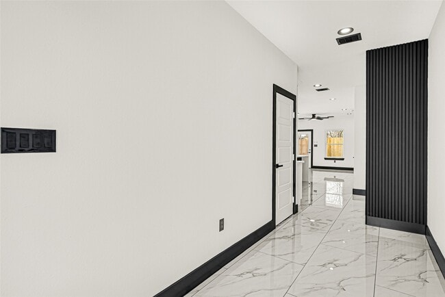 Building Photo - 13106 Donegal Way