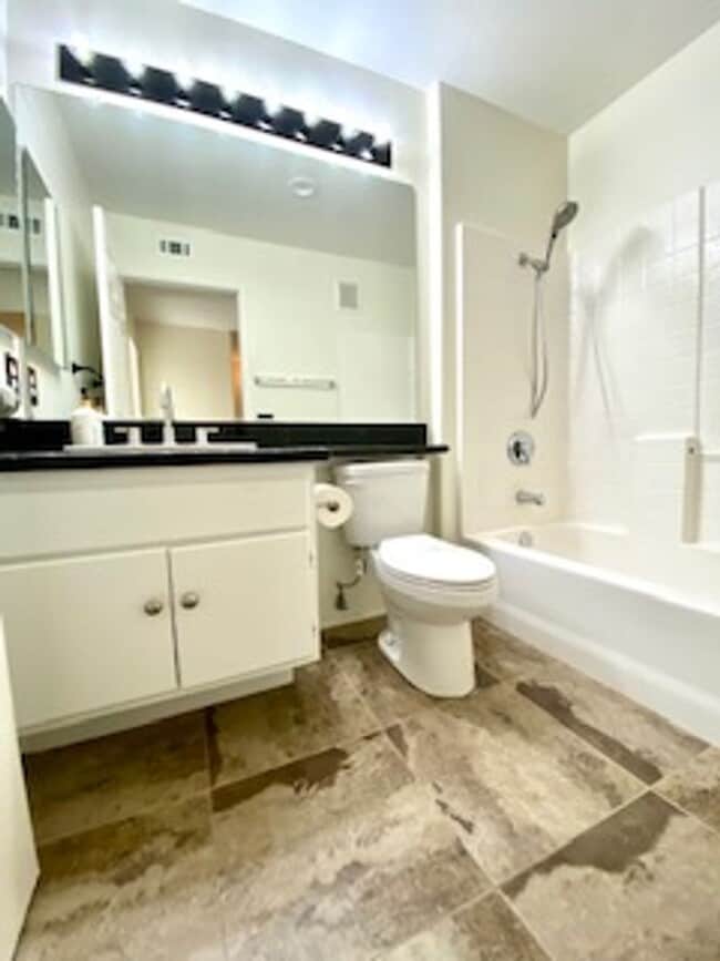 Building Photo - *Coming Soon!*  Remodeled 3 bedroom townho...
