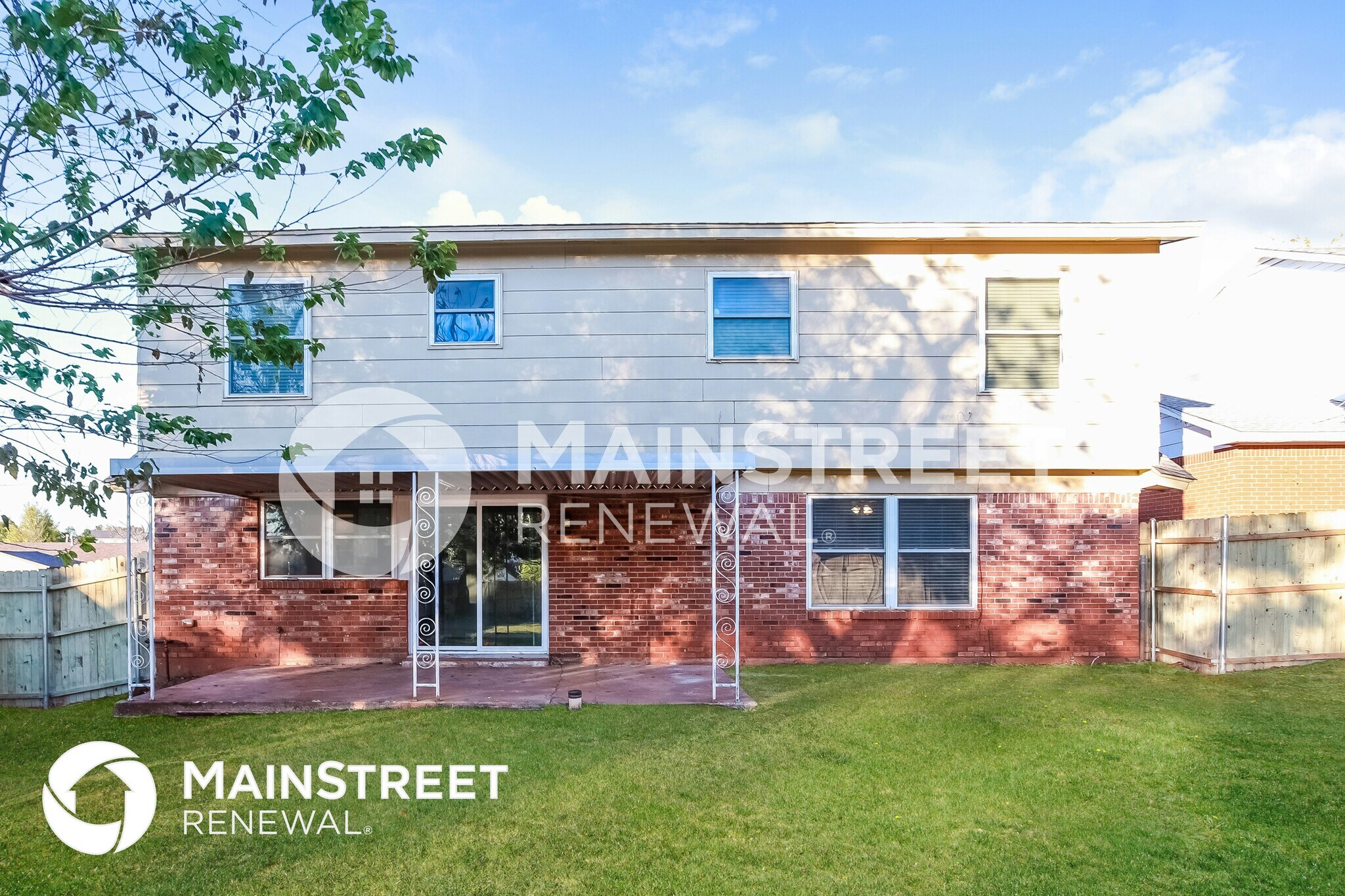 Building Photo - 3800 Larkwood Dr