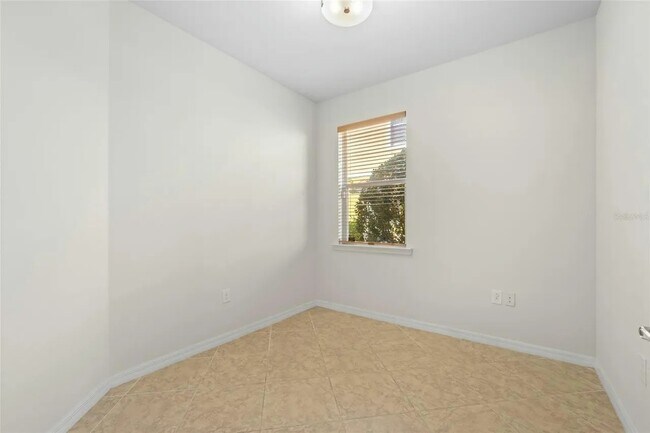 Building Photo - 7863 Moonstone Dr