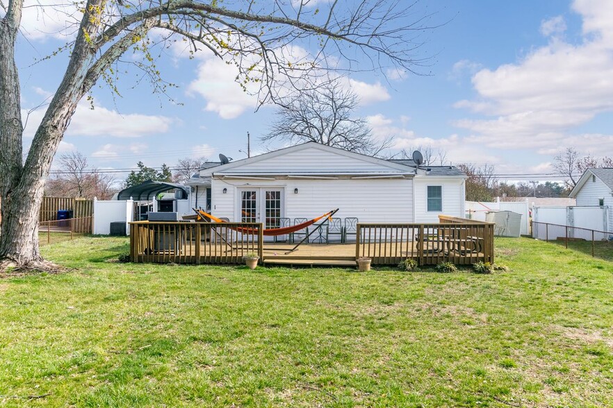 Building Photo - 4912 Upland Dr