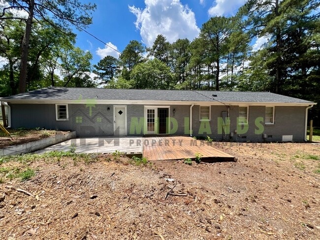 Building Photo - 202 Partridge Dr