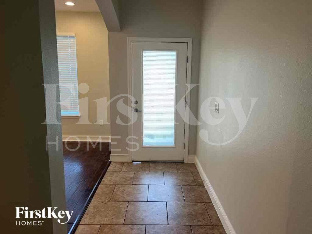 Building Photo - 2945 Top Water Way