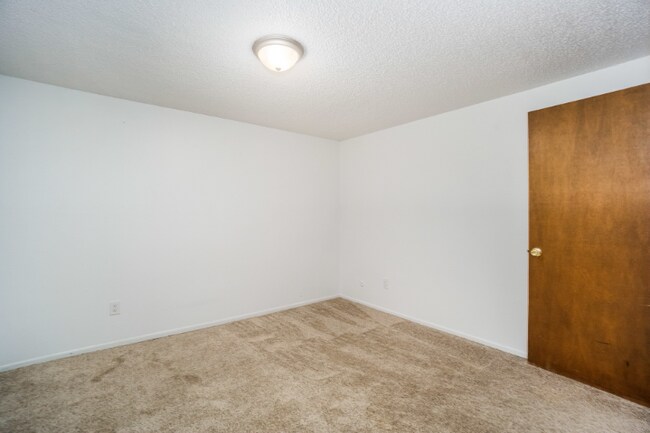 Building Photo - 1518 Edora Rd