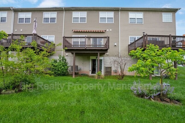 Building Photo - 2024 Morgan Hill Dr