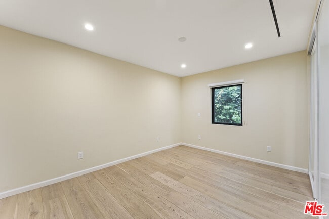 Building Photo - 6459 Colgate Ave