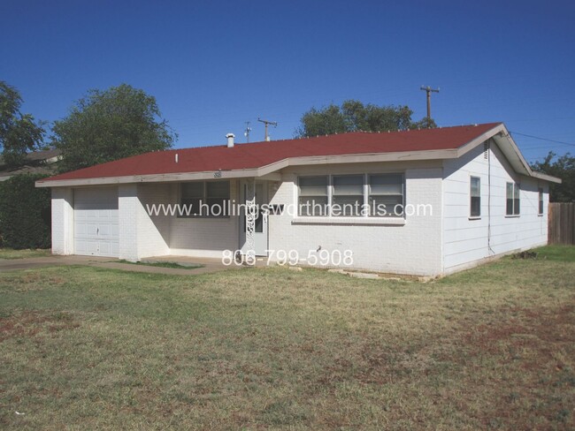 Building Photo - 3 Bedroom 2 bath House