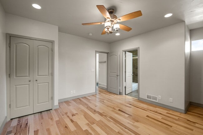 Building Photo - 1275 S Clayton St