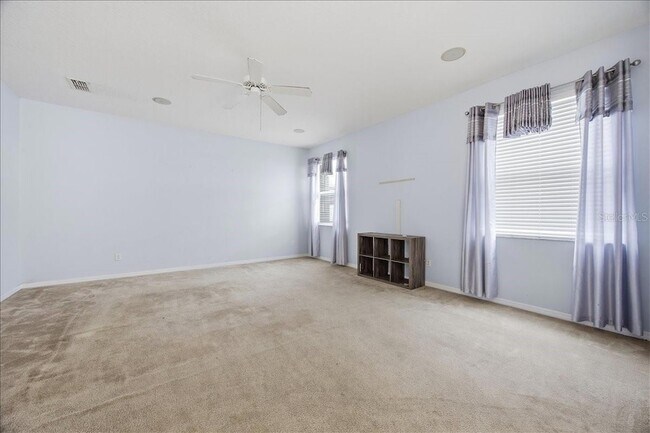 Building Photo - 227 Bonville Dr