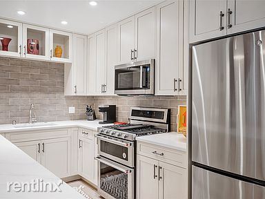 Building Photo - 1 br, 2 bath Condo - 841 East Alameda Stre...