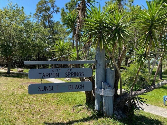 Building Photo - 656 Windrush Bay Dr