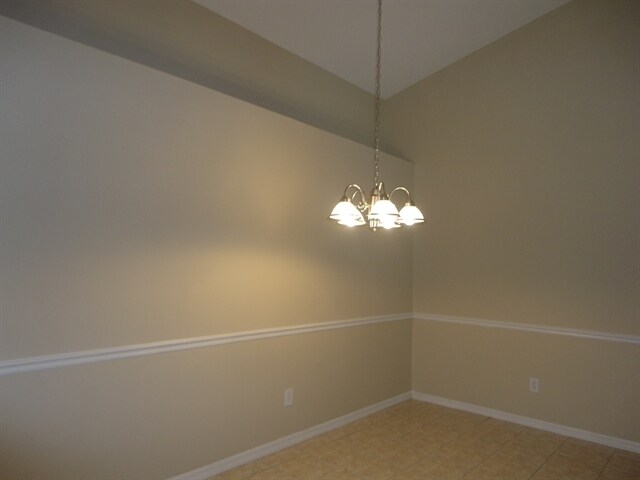 Building Photo - 24540 Laurel Ridge Dr