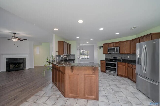 Building Photo - 110 Windledge Pl
