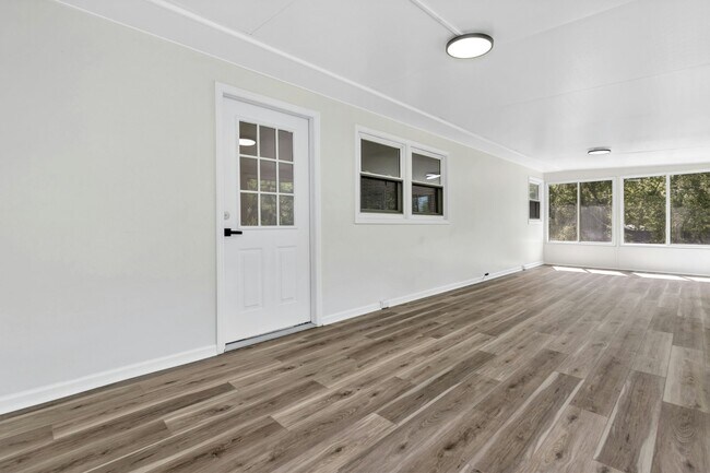 Building Photo - 38 Hi Alta Ave