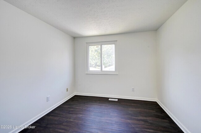 Building Photo - 9310 Plumwood Pl