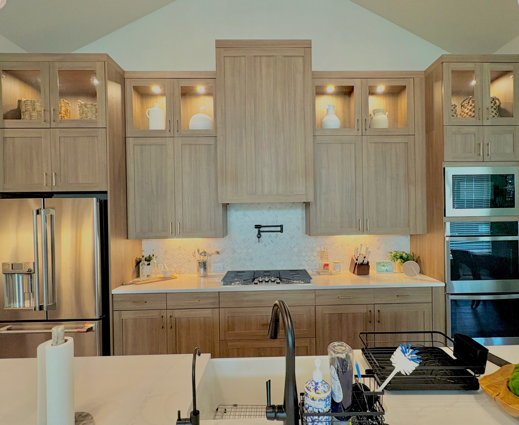 Building Photo - 275 Ginger St