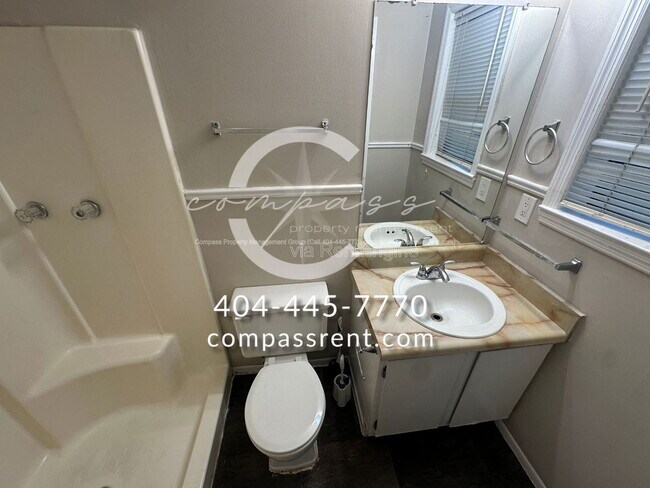 Building Photo - 3841 Bentley Dr