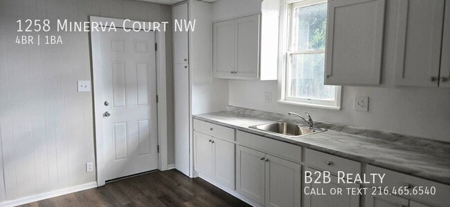 Building Photo - 1258 Minerva Ct NW