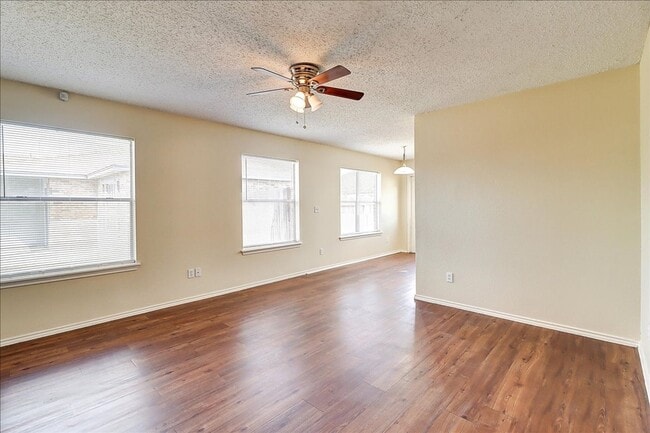 Building Photo - 7833 Wolverine Dr