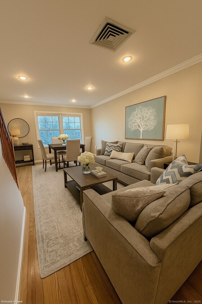 Building Photo - 28 3rd St