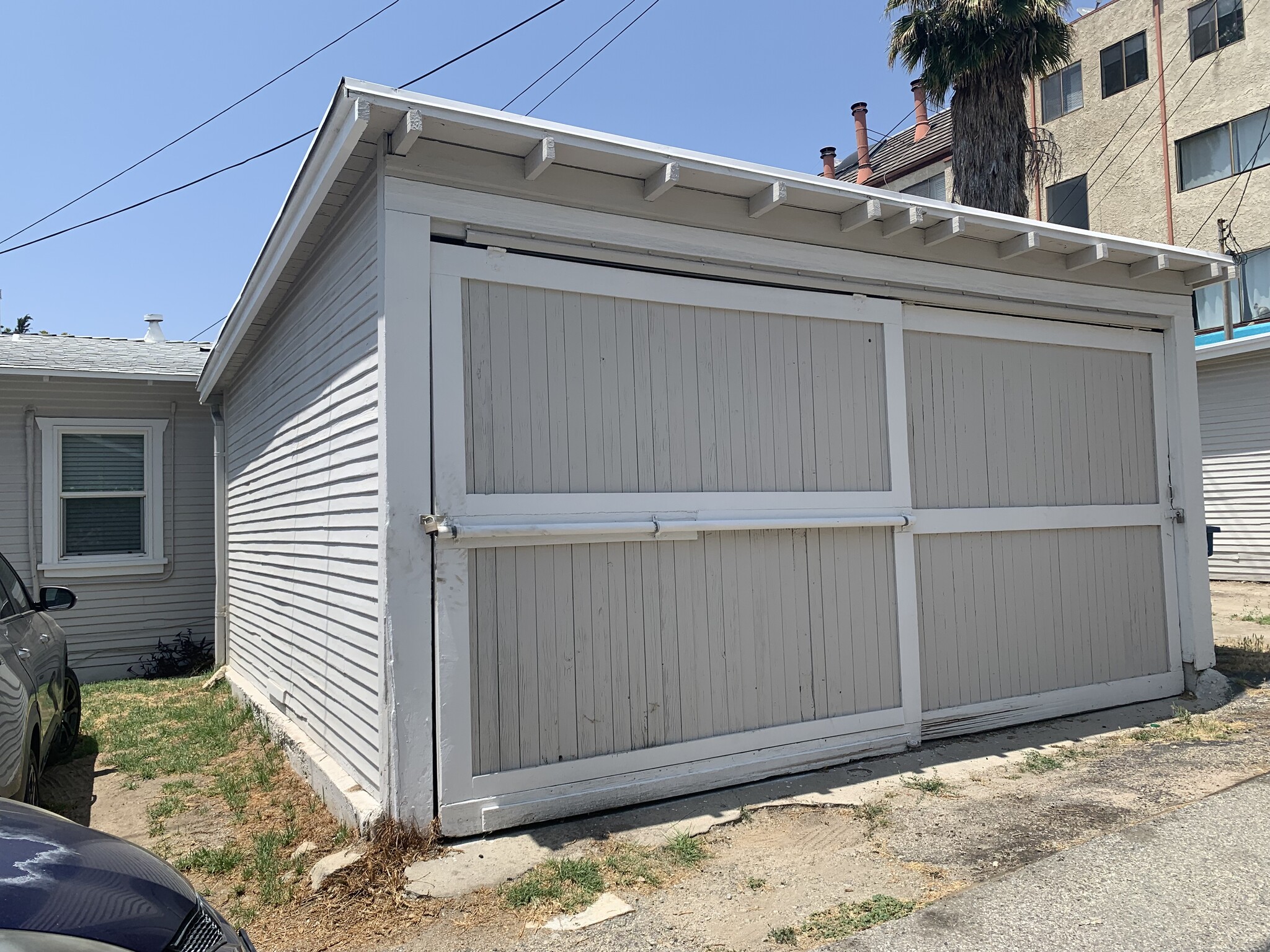 Garage with electricity - 608 E Angeleno Ave