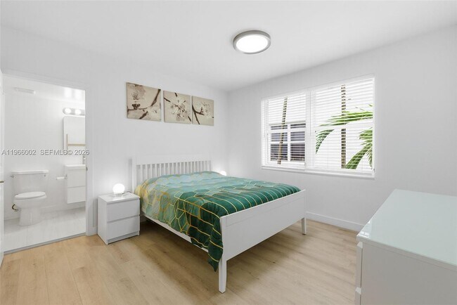 Building Photo - 1550 Drexel Ave