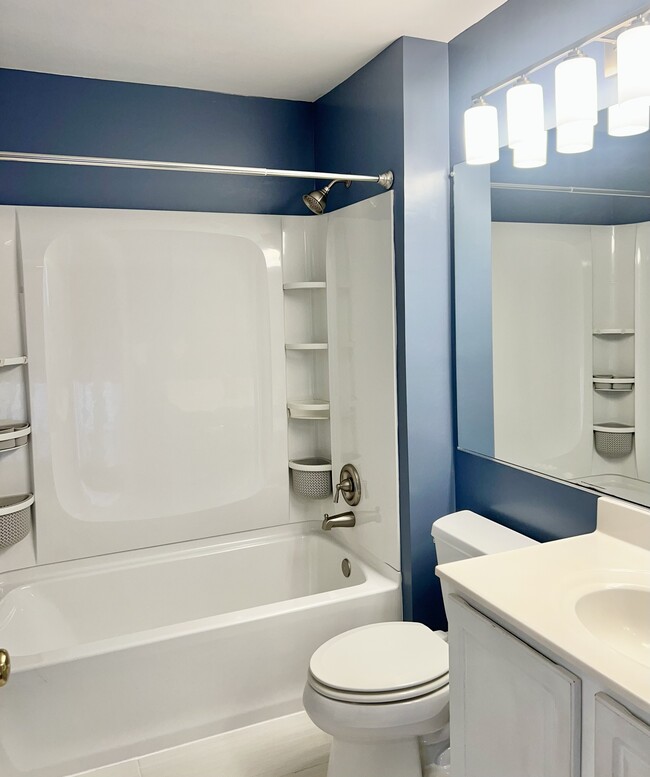 Building Photo - 7726 Grandwind Dr