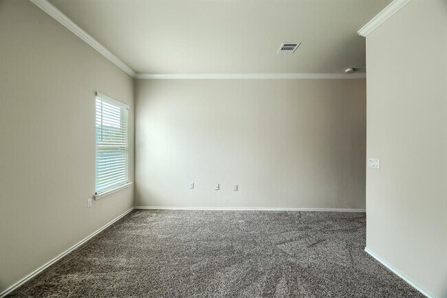 Building Photo - 10001 Pinnacle Crest Loop