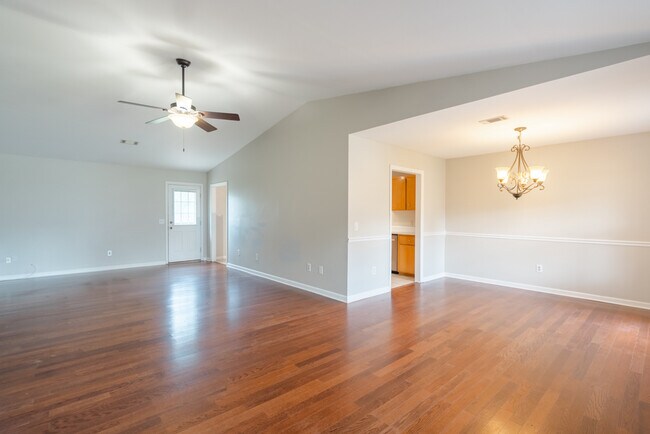 Building Photo - 1442 Harrier Hollow
