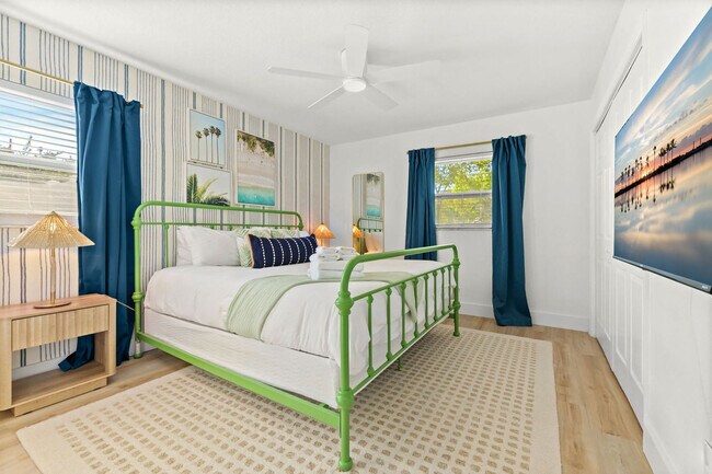 Building Photo - 12263 90th Ave