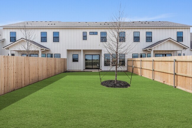 Building Photo - 6630 Abode Ave