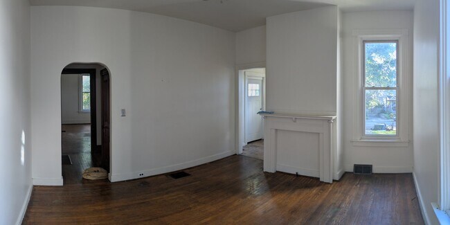 Building Photo - 315 E Swissvale Ave