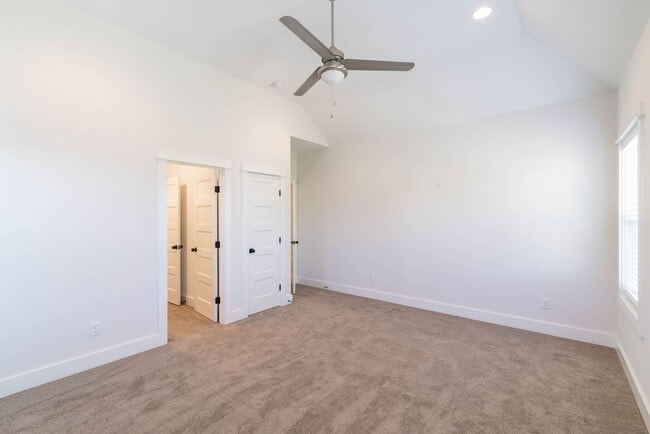 Building Photo - COMING SOON! 3 Bed/4 Bath Buena Vista 3 Story Townhouse-Rooftop level with Downtown Views!!