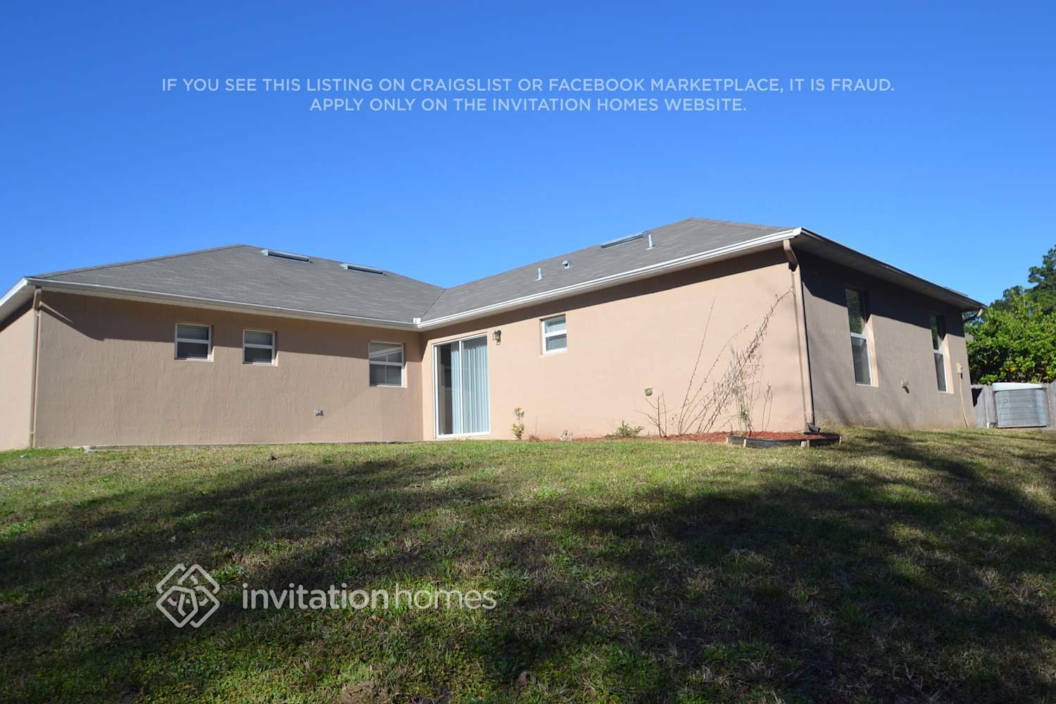 Building Photo - 4024 Half Moon Cir