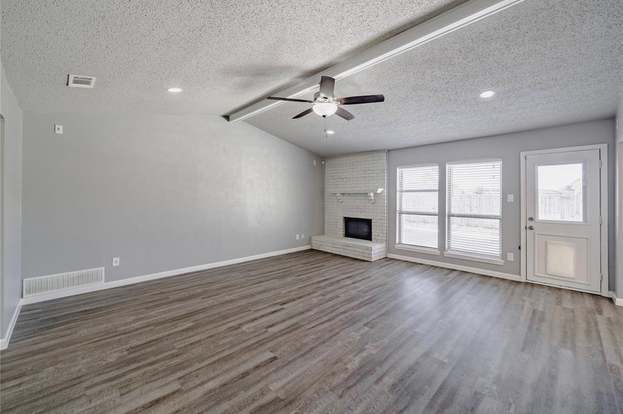 Building Photo - 2909 Lake Park Dr
