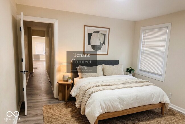 Building Photo - 2522 E 16th St