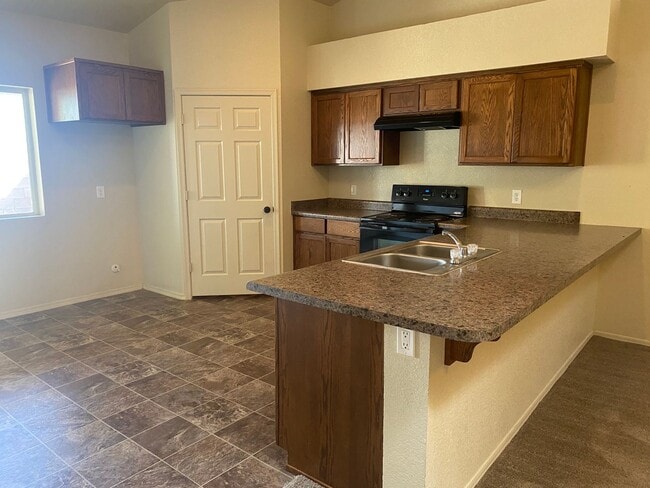 Building Photo - Sunset Mountain Villa rental