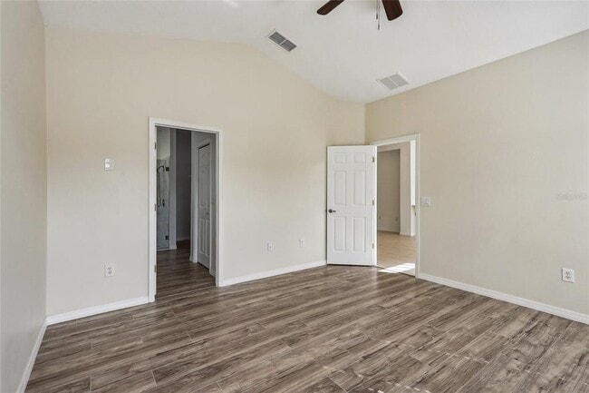 Building Photo - 235 Royal Palm Dr