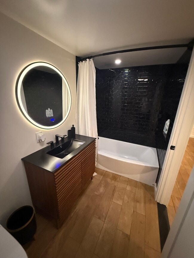 Building Photo - 204 Datura Dr