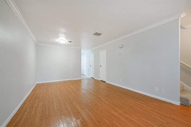 Building Photo - 1213 Lyric Ln