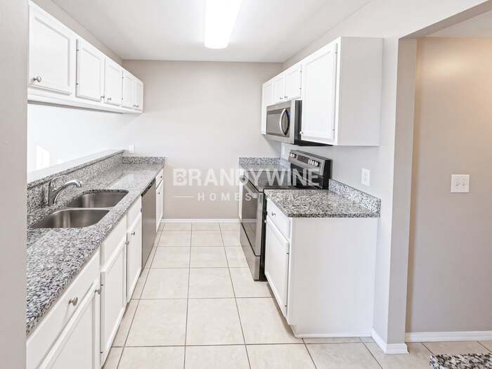 Building Photo - 11396 Blossom Ridge Dr