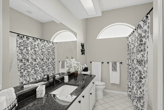 Building Photo - Winter season on the Boca Royale golf course, furnished pool home with club membership
