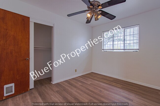 Building Photo - 6434 E Fordham Dr